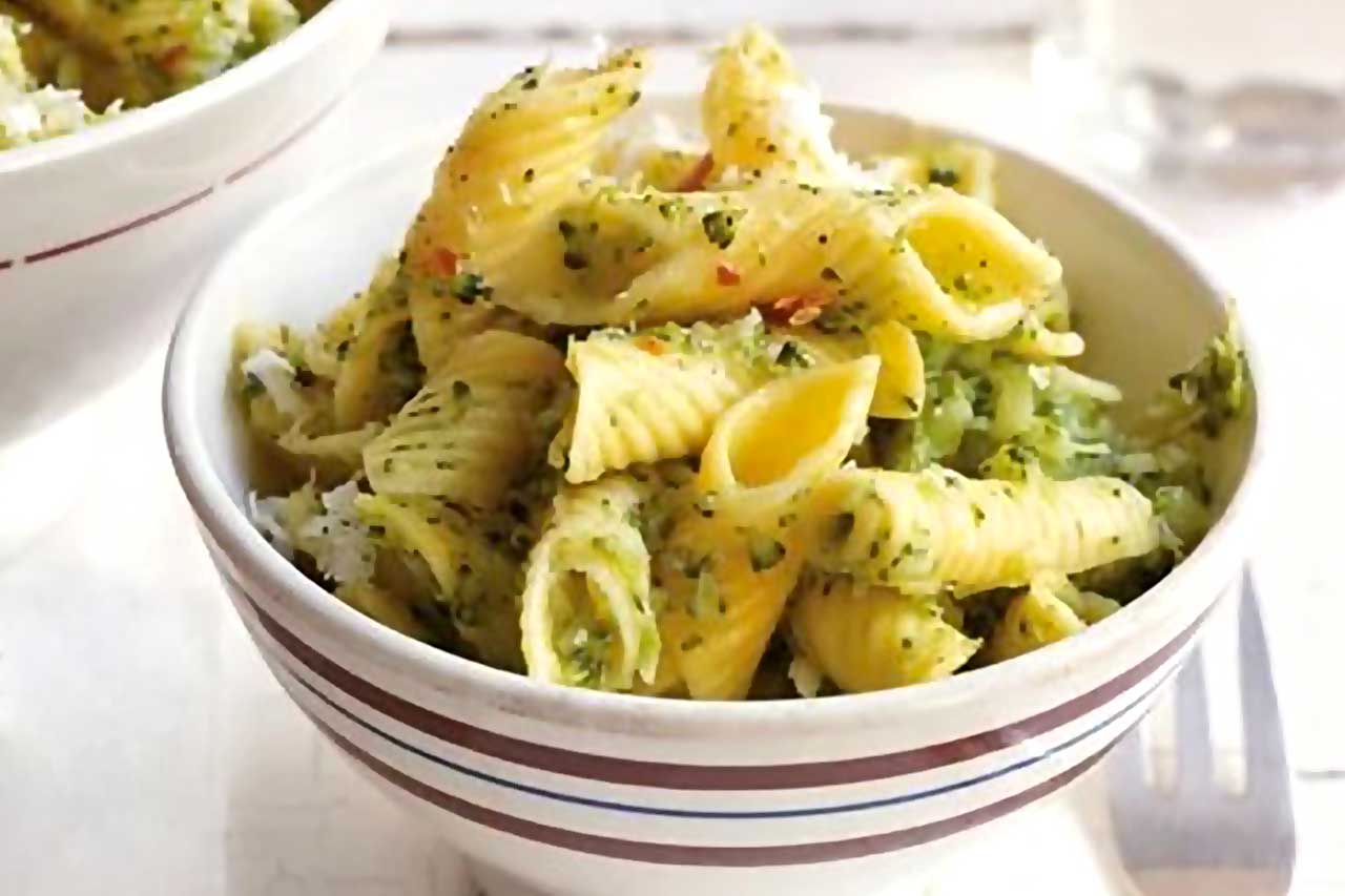 Garlic Herb Pasta & Broccoli